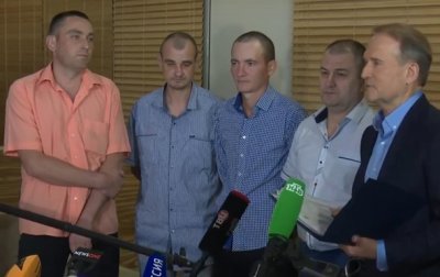 Республики Донбасса передали Киеву четверых пленных - «Новороссия»