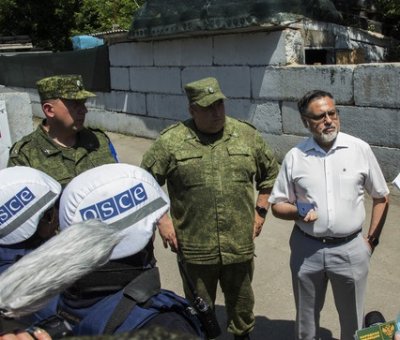 У Станицы Луганской началось разведение сил и средств - «Новороссия»