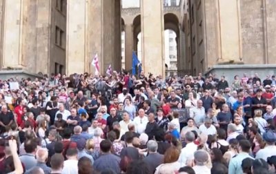В Грузии возобновились акции протеста - (видео)