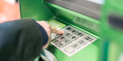ЦБ рассказал о новом способе мошенничества при переводе средств через банкоматы
