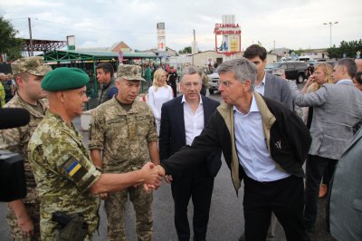 Курт Волкер посетил Станицу Луганскую и встретился с командующим «ООС» - «Новороссия»