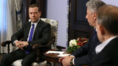 Медведчук просит Медведева отменить санкции в отношении украинских компаний - «Новороссия»
