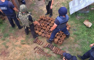 Полиция Ровно изъяла у местного жителя арсенал боеприпасов для небольшой армии - «Новороссия»