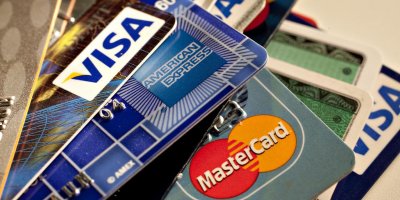 Visa и Mastercard могут уйти из России из-за нового закона