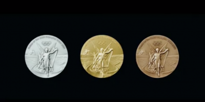 Япония показала медали к Олимпиаде-2020 из старых гаджетов