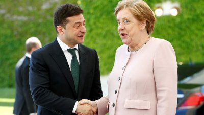 Зеленский обсудил с Меркель по телефону ситуацию в Донбассе - «Новороссия»