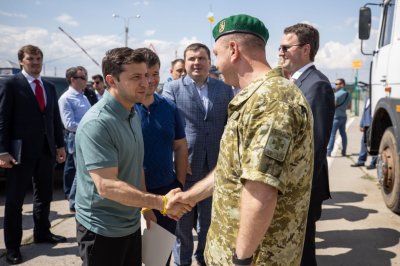 Зеленский впервые после 2014 года посетил границу Украины с Крымом - «Новороссия»