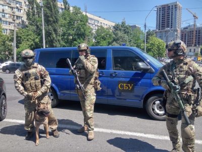 Жительница Станицы Луганской сдала соседа СБУ после бытовой ссоры - «Новороссия»