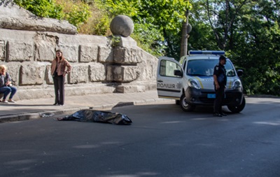 В центре Киева самоубийца прыгнул с Моста влюбленных - «Украина»