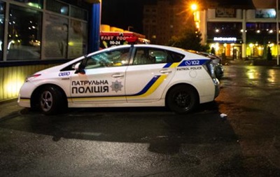В Киеве мужчина открыл стрельбу в ресторане и ранил барменшу - «Украина»