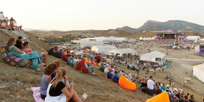 Более 30 тысяч человек посетили первый день фестиваля "Таврида-АРТ"