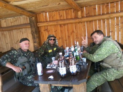 Командование ВСУ проводит срочную ротацию в Донбассе из-за повального пьянства и воровства - «Новороссия»