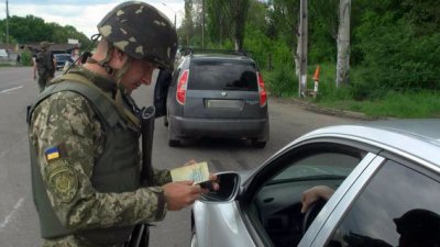 Матиос: Киев идентифицировал значительную часть получивших паспорта РФ жителей Донбасса — начались допросы - «Новороссия»