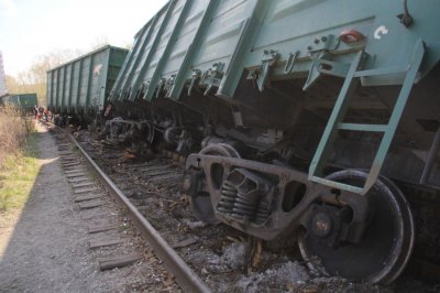 На Украине из-за расхитителей рельсов 11 вагонов пошли под откос — видео - «Новороссия»