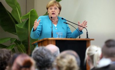 Немцы хотят знать, почему дрожит Меркель, и когда она уйдет - «Политика»