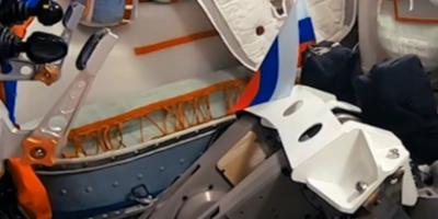 Робот Федор поздравил россиян с Днем флага с борта космического корабля