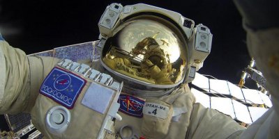 "Роскосмос" раскрыл зарплаты космонавтов