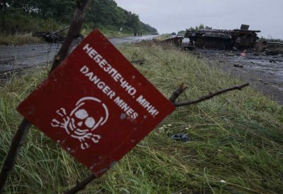 Украинские боевики бросили гнить в поле подорвавшихся на мине сослуживцев - «Новороссия»
