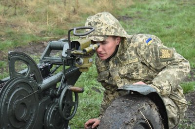 Украинские каратели обстреляли из пулеметов действующую школу в ДНР - «Новороссия»
