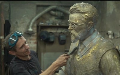 Вернадский с борщом: в Харькове появится новая скульптура - (видео)