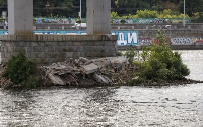 Власти Киева отреагировали на частичное обрушение пешеходного моста - «Украина»