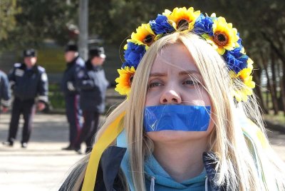 «Закон о цензуре»: Партия Зеленского ограничит работу СМИ в условиях «гибридной войны» - «Новороссия»
