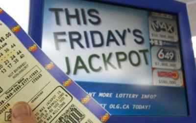 Канадец почти год скрывал от семьи выигрыш в лоттерею - (видео)
