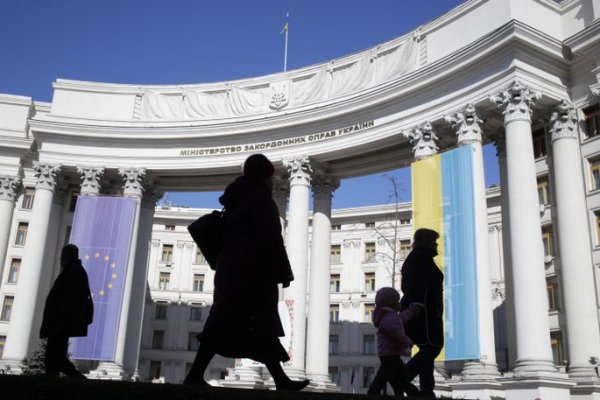 Украина отказала Эстонии в бесплатных долгосрочных визах - «Новороссия»