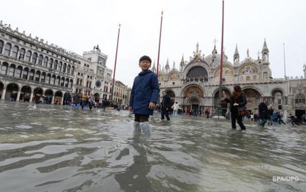 Венецию ожидает очередной разрушительный потоп - (видео)
