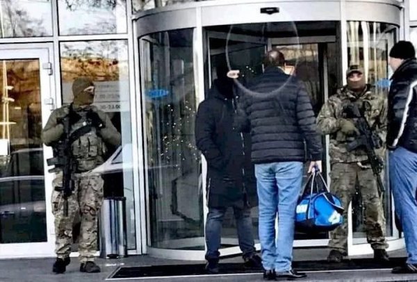 ГБР провело обыски в офисе партии Порошенко - «Новороссия»