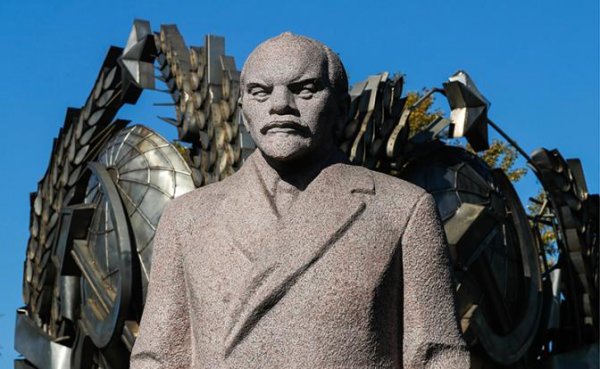 За весь раздрай в стране Путин перевел стрелки на Ленина - «Политика»