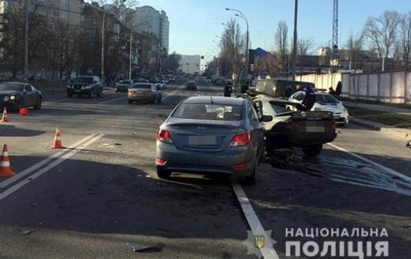 Тройное ДТП в Киеве: есть погибший - «Украина»