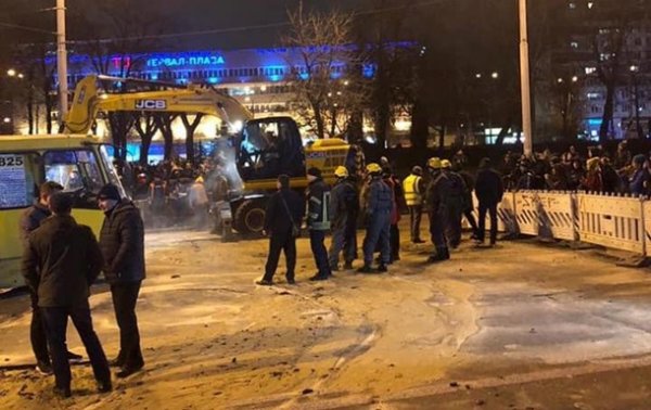 В КГГА прокомментировали прорыв трубы в Киеве - «Украина»
