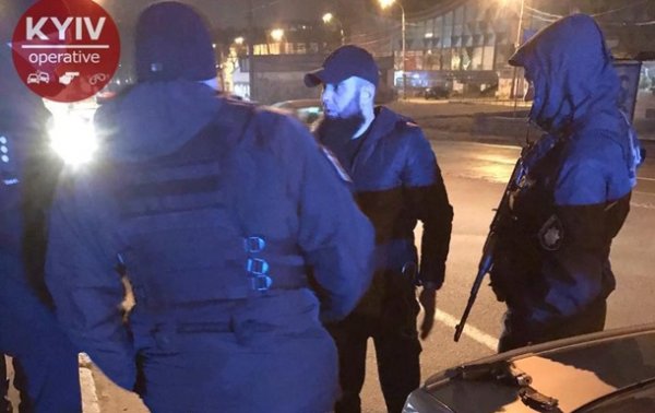 В Киеве полиция преследовала пьяного и вооруженного нарушителя - «Украина»