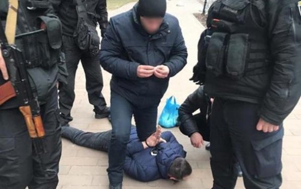 В Киеве сепаратист "ДНР" стрелял в полицейских - «Украина»