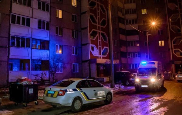 В Киеве женщина упала с балкона на 13 этаже - «Украина»