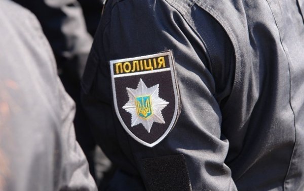 В Закарпатье мужчина набросился с ножом на полицейского - «Новороссия»