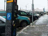 NEWSru.com | Тысячи москвичей не могут продлить разрешения на бесплатную парковку из-за сбоя в Росреестре - «Автоновости»