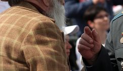 Пенсионная реформа: Кто жирует на деньги, украденные у стариков - «Общество»