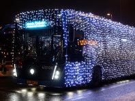 ГИБДД оштрафовала водителей столичных автобусов за новогодние гирлянды - «Автоновости»