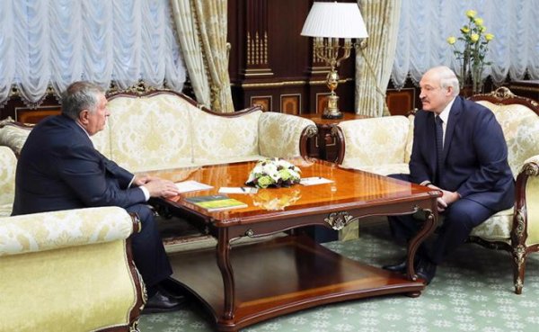 Сечин прилетел в Минск принимать «почетную капитуляцию» Лукашенко - «Экономика»
