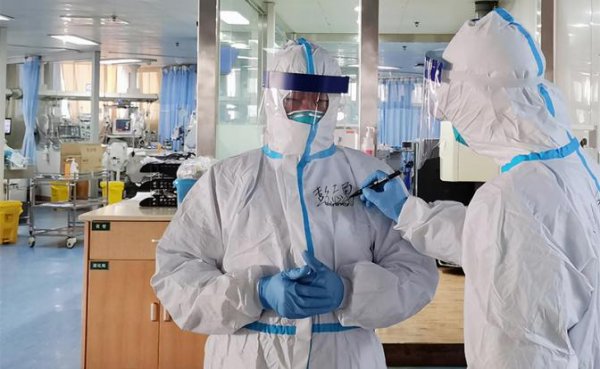 США, где за год от гриппа умирает 8?400 человек, уничтожают Китай 2019-nCoV - «Мир»