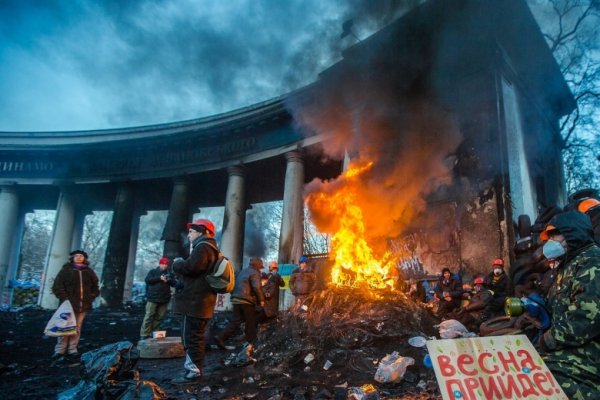 Военкор Александр Коц опубликовал эксклюзивные фото «майдана» 2014 года - «Новороссия»