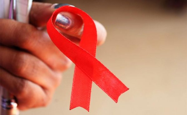 Что общего между коронавирусом и СПИДом - «Мир»