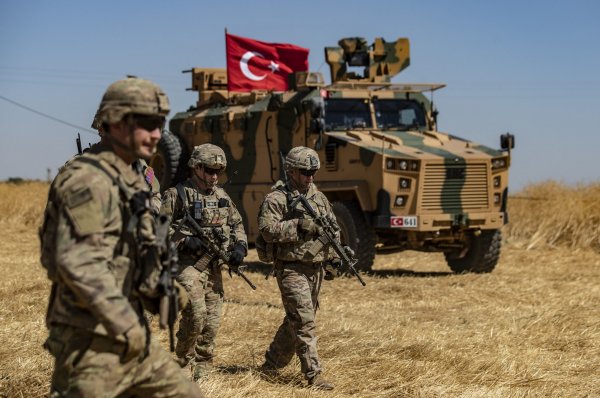 «Весенний щит»: Турция официально начала военную операцию в Сирии - «Новороссия»