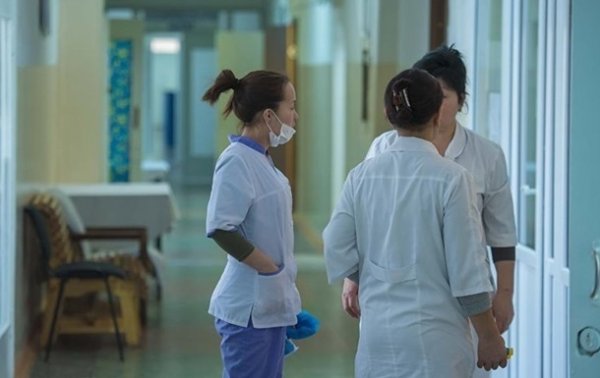 В Киеве с больными COVID работают более 400 медсестер - «Украина»
