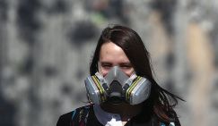 Неужели Кремль все-таки довел россиян до ручки, если, по слухам, решился на прямую раздачу денег? - «Политика»