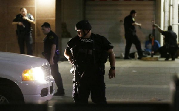 Американские полицейские оцепили украинский квартал в центре Чикаго из-за беспорядков - «Новороссия»