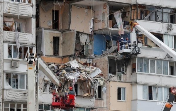 Спасатели завершили работы в разрушенном доме в Киеве - «Украина»