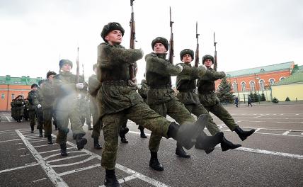 На Парад Победы-2020 военных созывают как на войну - «Военные действия»